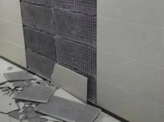 城口瓷砖空鼓维修公司分享下城口墙砖松动维修的知识